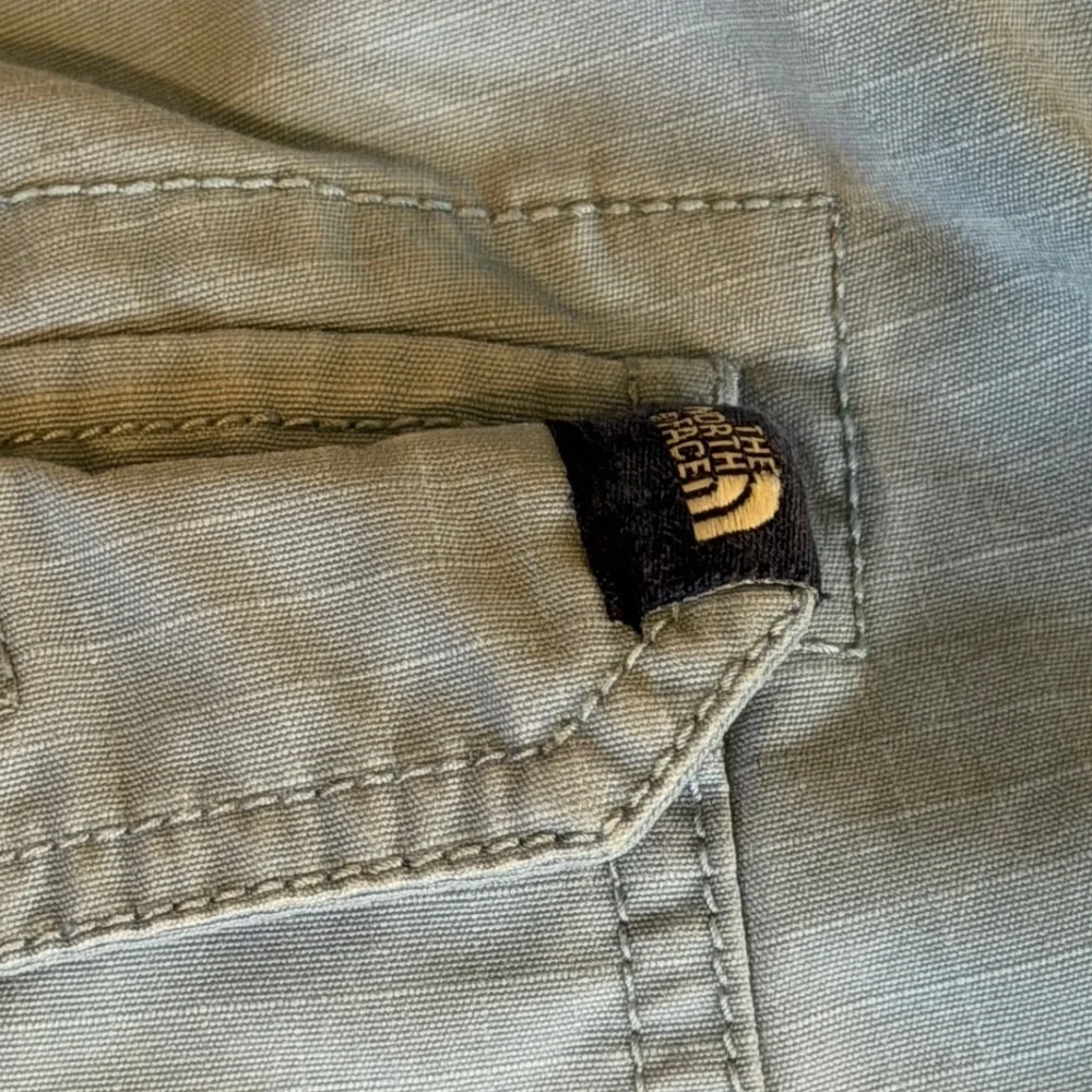 The North Face Cargo Shorts Mens 40 Blue‎ Ripstop Hiking Utility